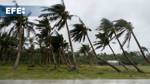 Typhoon Kong-rey makes landfall in Taiwan with 220kmph winds