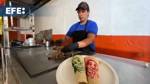 Una taquería en el centro de México crea el 'taco Sheinbaum' y usa tortillas con su imagen