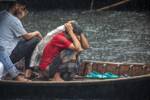 1 dead, thousands evacuated as cyclone makes landfall in Bangladesh