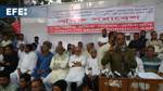 Sindicatos de trabajadores del sector textil claman por sus derechos en Bangladesh